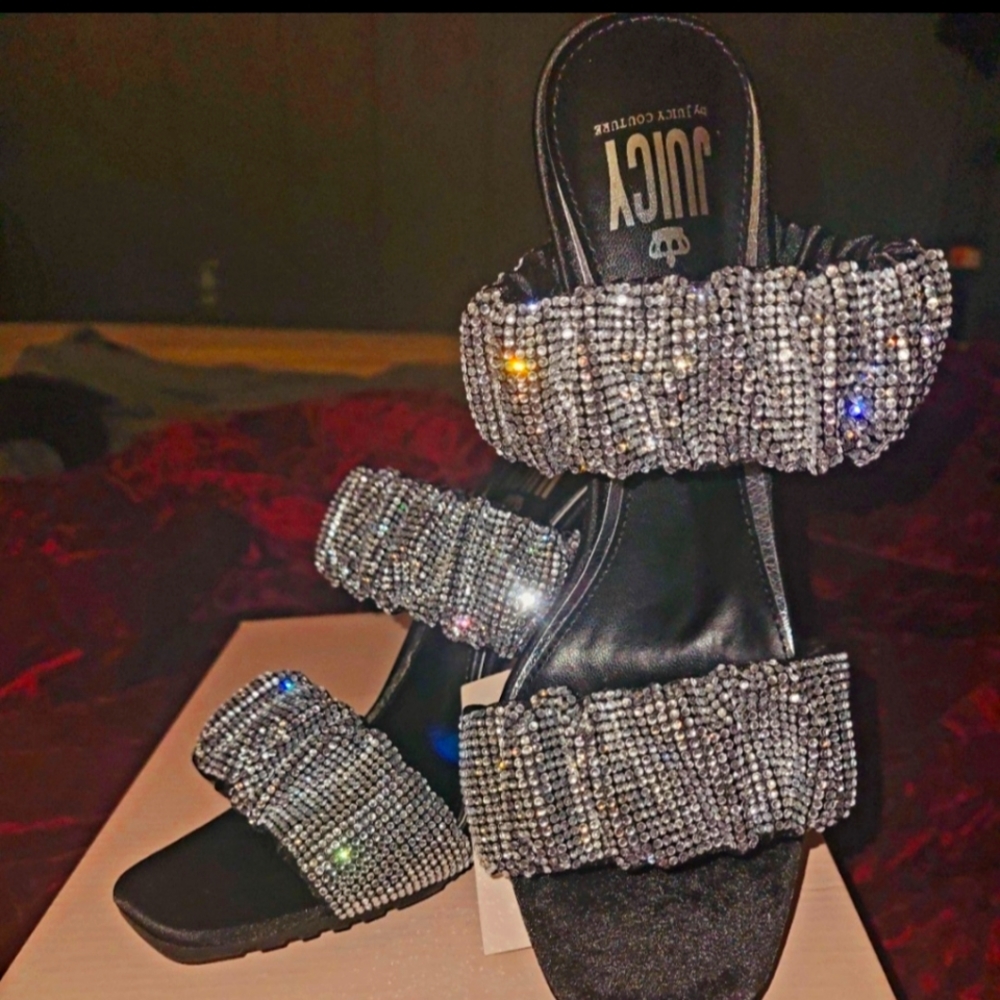 Brand new Juicy Couture bling slip on heels sz 6.5